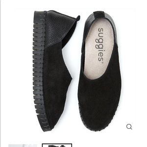 Suggies Black Suede Slip Ons
